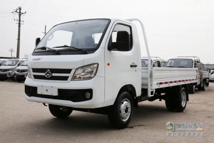 跨越者D3首位車主：這車是做五金生意的“黃金搭檔”！