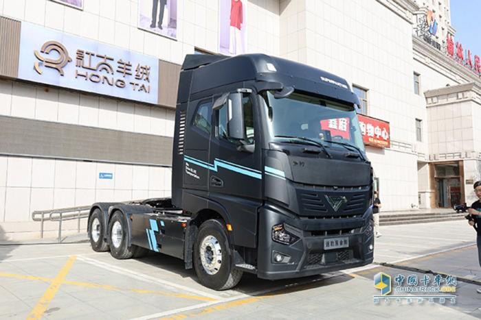 2025年2月新能源牽引車：新增營運車4966輛漲2.58倍，重汽奪冠，解放領漲