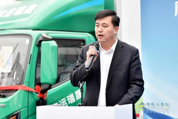 時(shí)代新能源冷鏈運(yùn)輸車(chē)首批交付廊運(yùn)集團(tuán)—市場(chǎng)佳績(jī)彰顯時(shí)代新能源產(chǎn)品實(shí)力