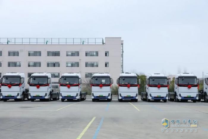 遠程星瀚G超級電動牽引車50臺交付，賦能干線物流零碳升級