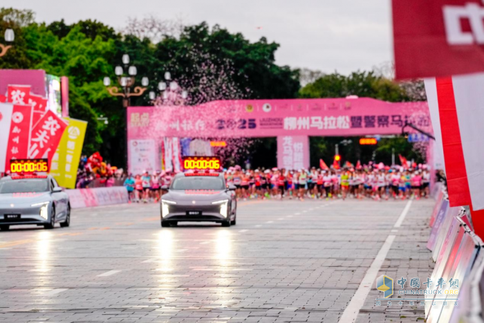 乘龍向上 共赴星海，乘龍跑團(tuán)2025柳州馬拉松激情開跑