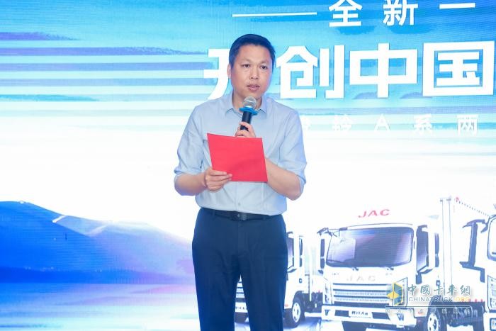 全新駿鈴A9登陸武漢 “5A標(biāo)準(zhǔn)”重新定義高端輕卡