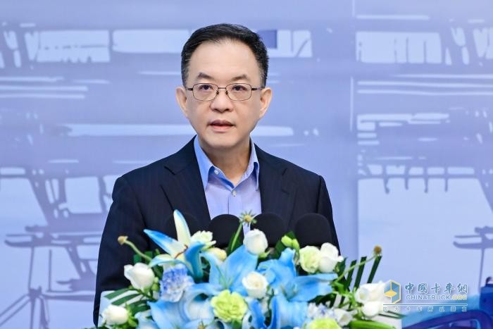 北汽福田歐曼新能源港口車交付 共建鹽田港零碳示范標桿