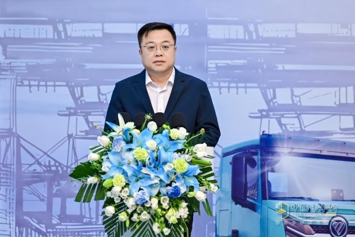 北汽福田歐曼新能源港口車交付 共建鹽田港零碳示范標桿