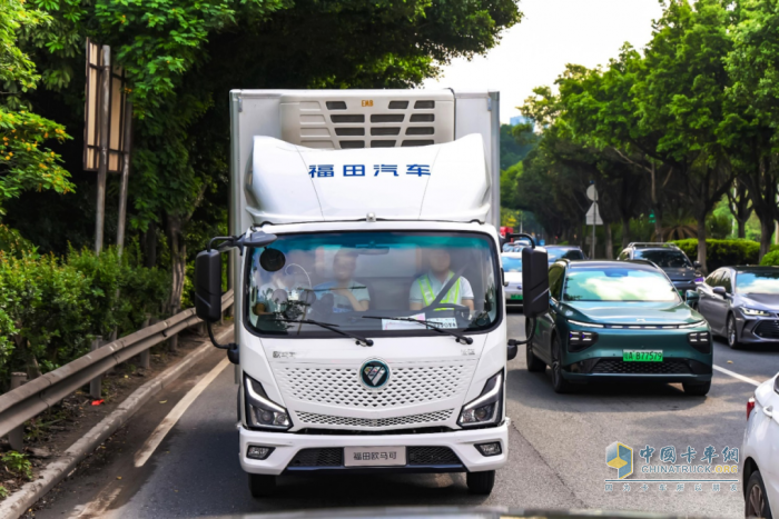多項(xiàng)“黑科技”率先應(yīng)用，歐馬可智藍(lán)ES1?165領(lǐng)跑冷鏈運(yùn)輸每一程