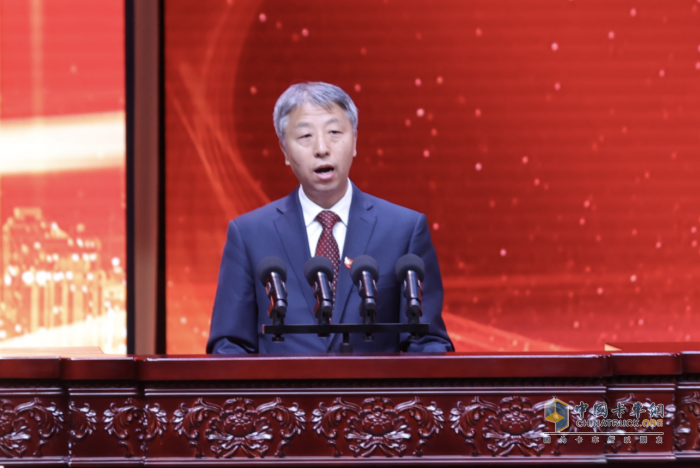 凝聚實(shí)干力量、勇攀科技高峰，一汽解放第二屆科技大會(huì)成功召開