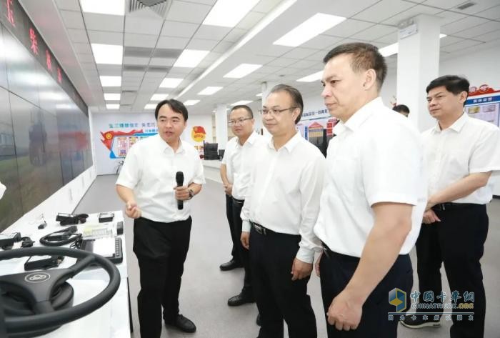 2025年全國(guó)科技工作者日玉林市主場(chǎng)活動(dòng)暨玉柴低碳智能動(dòng)力發(fā)布會(huì)成功舉辦