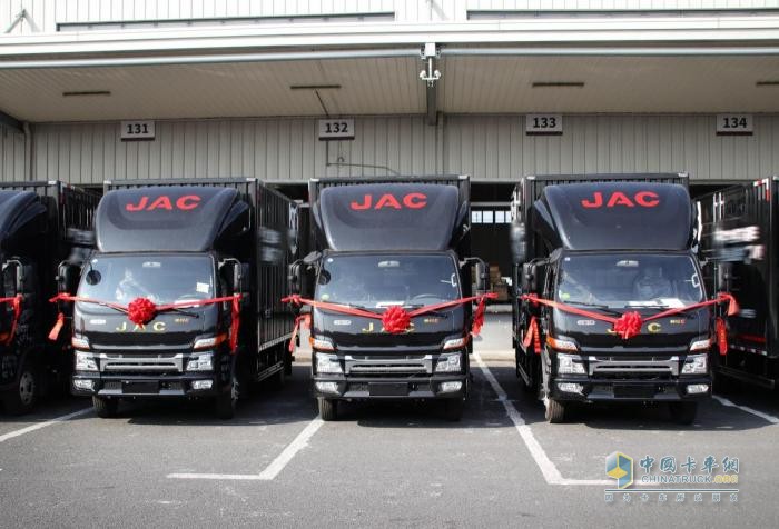 交車捷報(bào)頻傳，江淮1卡品牌勢能持續(xù)燃動(dòng)