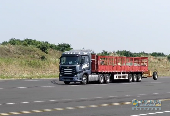 國家汽車檢測機(jī)構(gòu)實驗室比對，昌龍掛車為何成為指定用車？