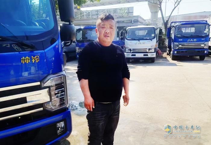 江淮1卡帥鈴S9，帶你走進(jìn)珠城陳師傅的果味人生