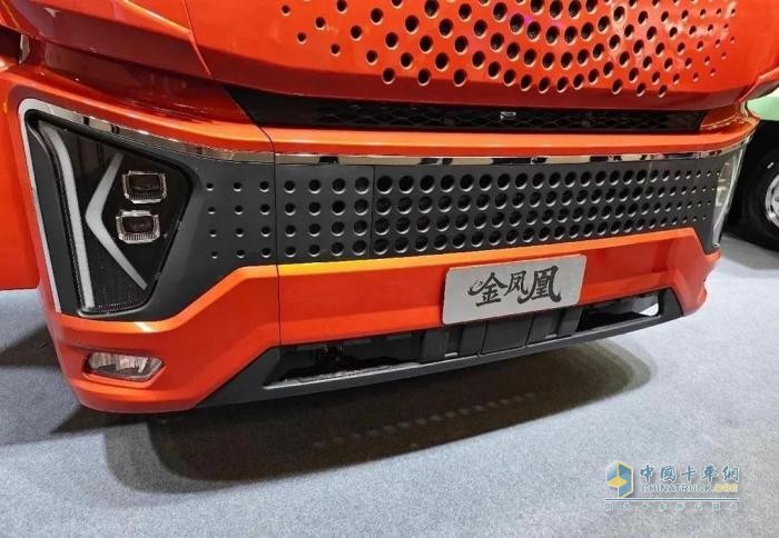 39.99萬元買630馬力燃?xì)廛?還送一臺奇瑞冰淇淋！看奇瑞商用車全新“金鳳凰”重卡