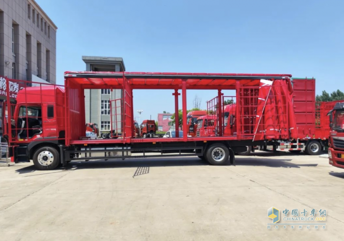 江淮格爾發(fā)9.8米側(cè)簾車：輕拋貨利器！