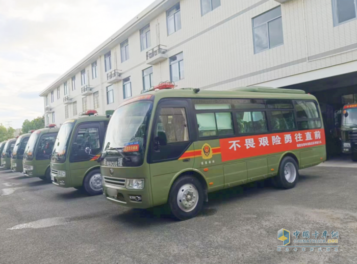 宇通專用車森林消防車輛專項巡檢行動中，全力筑牢森林“防火墻”！