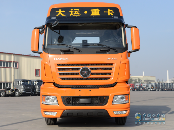 大運N9H 560馬力燃氣車，帶你體驗卡圈界的“熱辣滾燙”