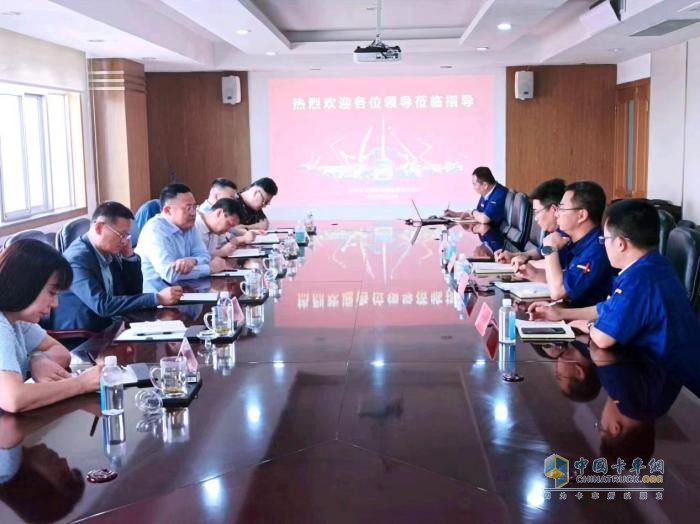 品牌疊加 資源共享，慶鈴汽車與徐工隨車簽署戰(zhàn)略合作協(xié)議