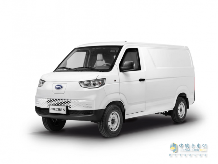 發(fā)布開瑞江豚E5/小象X3雙子星，奇瑞商用車要“搞什么大動(dòng)作”