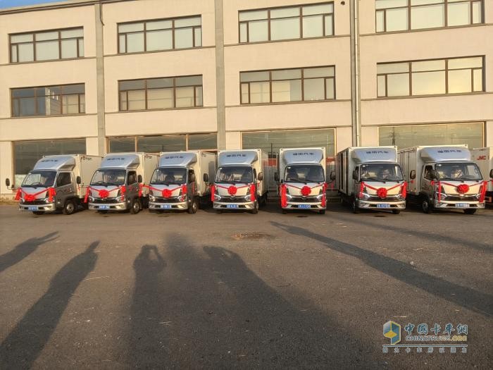 極低能耗吸引遼陽大客戶，7臺(tái)奧鈴M卡氣體機(jī)成功交付