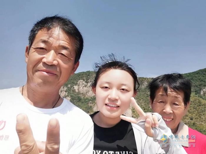 情系東風(fēng)、為愛(ài)前行，崔師傅數(shù)十年貨運(yùn)生涯初心如一
