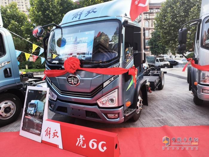 馳騁山城，舒爽駕乘 解放輕卡帶給楊師傅信賴體驗(yàn)！