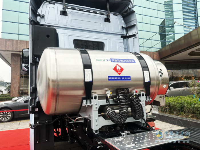 輕松拿下煤炭運(yùn)輸 江淮星耀X5 6×4牽引車誰不愛！