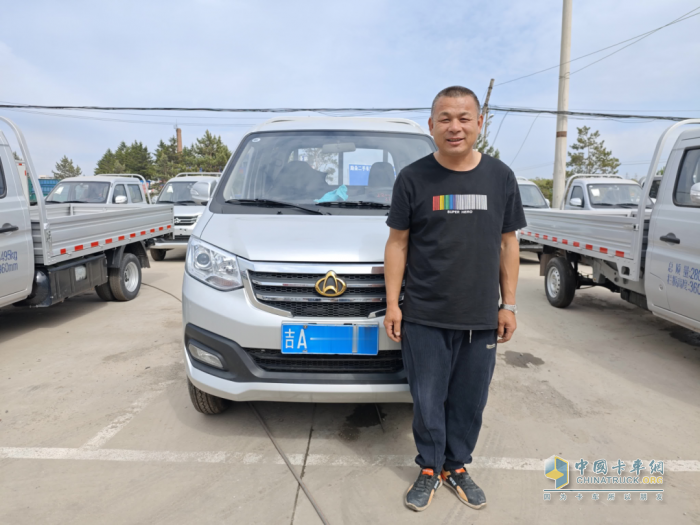 媒體證言｜能拉能跑又安全！長安新豹T3助力張師傅奔富不迷路