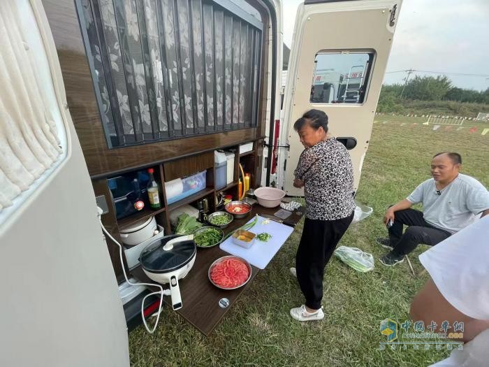 東風(fēng)御風(fēng)V9+：生活如旅途，萬(wàn)境皆自由