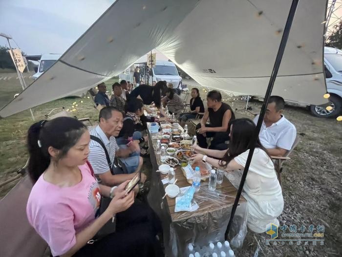 東風(fēng)御風(fēng)V9+：生活如旅途，萬(wàn)境皆自由