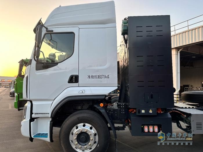 自重僅10.1 噸，每年節(jié)電9萬(wàn)元，乘龍H5純電牽引車的創(chuàng)富硬實(shí)力