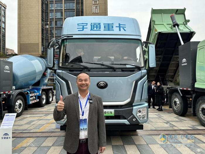 半年采購3批 明年聯(lián)合增購100臺宇通重卡 源強運輸堅定選擇宇通