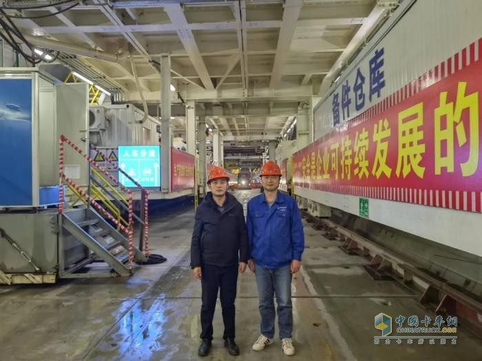 勞模工匠“跨界”合作擦出火花，定制“掃路神器”助企解難題