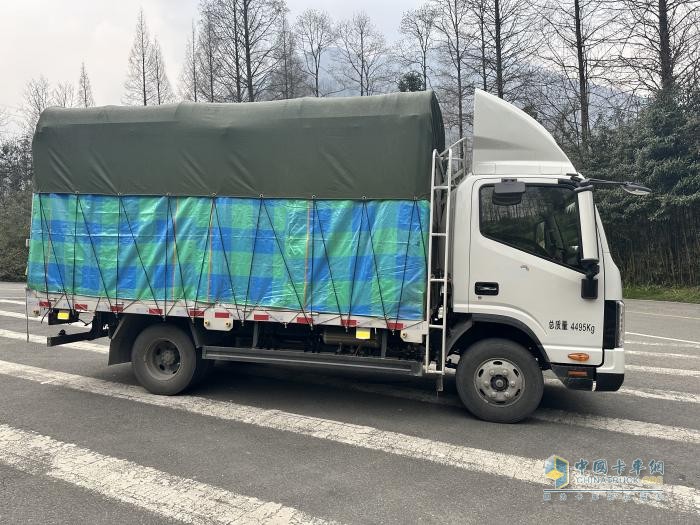 馳騁貨運之路 江淮新能源輕卡ES9可靠相伴