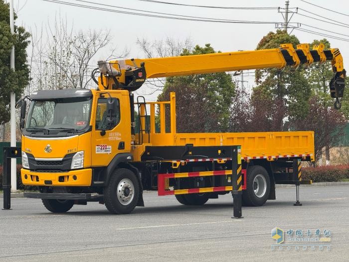 抓住至高7萬補貼機遇，乘龍L3隨車吊現(xiàn)在入手最劃算