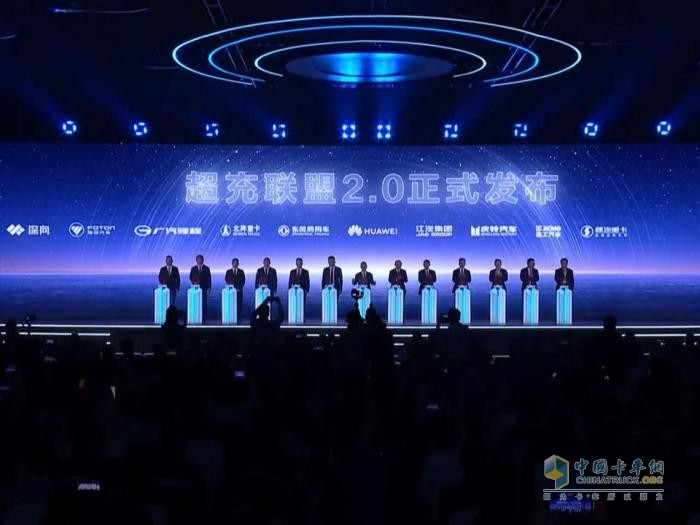 華為兆瓦超充，純電重卡的充電焦慮終結(jié)者