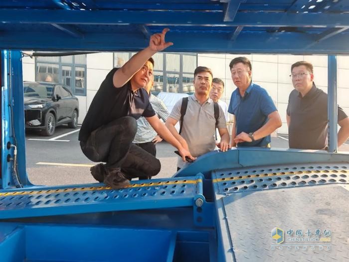 收獲線索600+ 意向訂單300+ 東風(fēng)商用車轎運(yùn)大馬力新品全國(guó)巡展完美收官