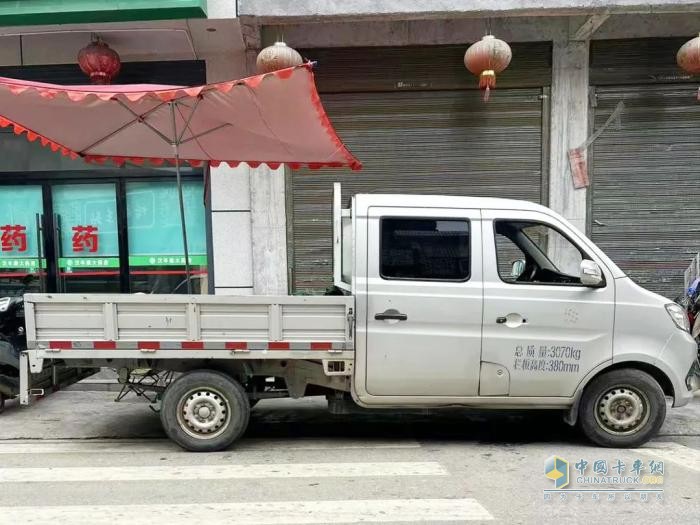 湖南周先生：長安跨越新豹T3就是我的最佳移動果攤！
