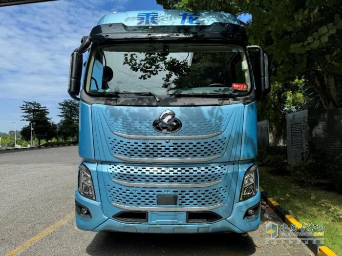硬核實力，可靠品質—乘龍車型B10壽命性能可靠為安全運輸保駕護航