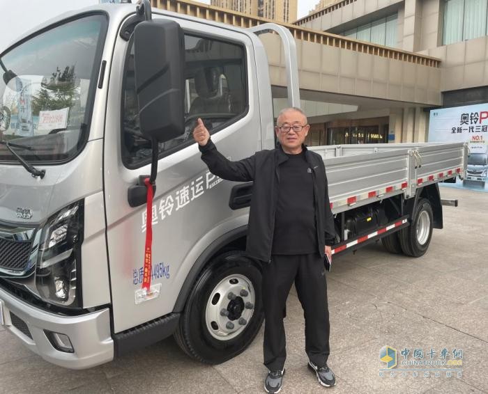 牡丹正是盛開時，奧鈴Pro深受山東菏澤當?shù)赜脩羟嗖A。