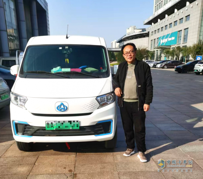 宜商宜家，跨越星V7EV助力韓師傅的小本生意實現(xiàn)“省上加省”！
