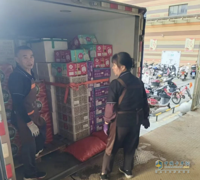 陳師傅：商超物流 拉貨能手 換車我還選江淮1卡和安徽康明斯動(dòng)力！