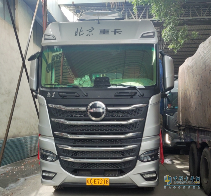 開著北京重卡出國門 卡友單永進：這臺車選對了！