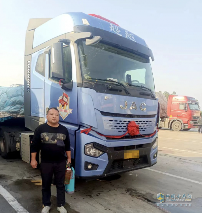 江淮重卡性能品質(zhì)冠軍挑戰(zhàn)賽周冠軍排位再刷新，“節(jié)油之星”“長(zhǎng)途之星”都是誰(shuí)？
