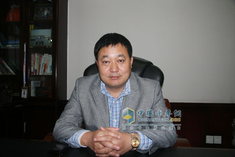 新疆迪靈杰汽車有限公司的雷建國