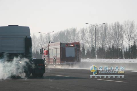 配備艾里遜自動(dòng)變速箱的消防車在比賽