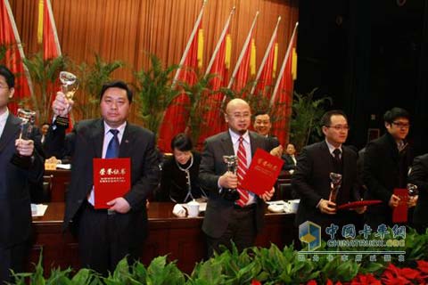海沃機械執(zhí)行董事談浩再次獲得“揚州市工業(yè)十大明星企業(yè)家”
