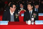 領導討論會議內(nèi)容