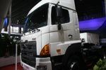 廣汽日野700系列6×4高速牽引車外觀圖