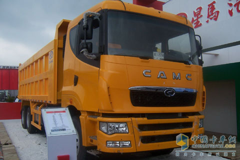 華菱8*4自卸車
