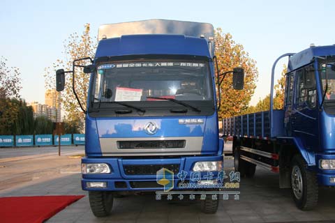 濟南卡車展參展車型——柳汽乘龍