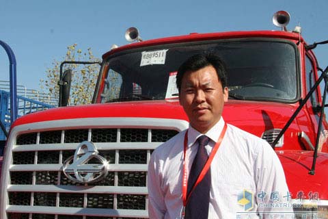 卡車網(wǎng)記者采訪東風(fēng)柳汽負(fù)責(zé)人