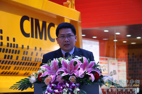 2010北京車展集瑞聯(lián)合重卡領(lǐng)導(dǎo)致辭